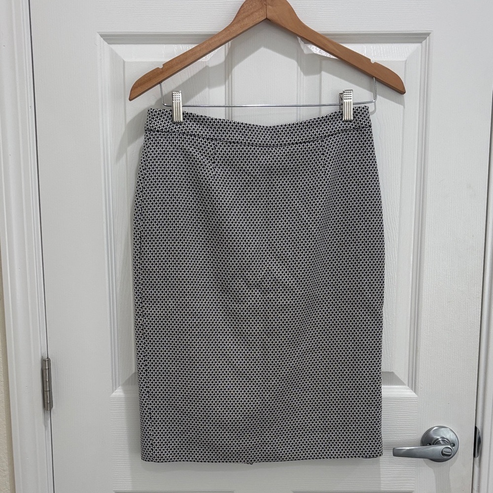 Boden Black and White Patterned Pencil Skirt
